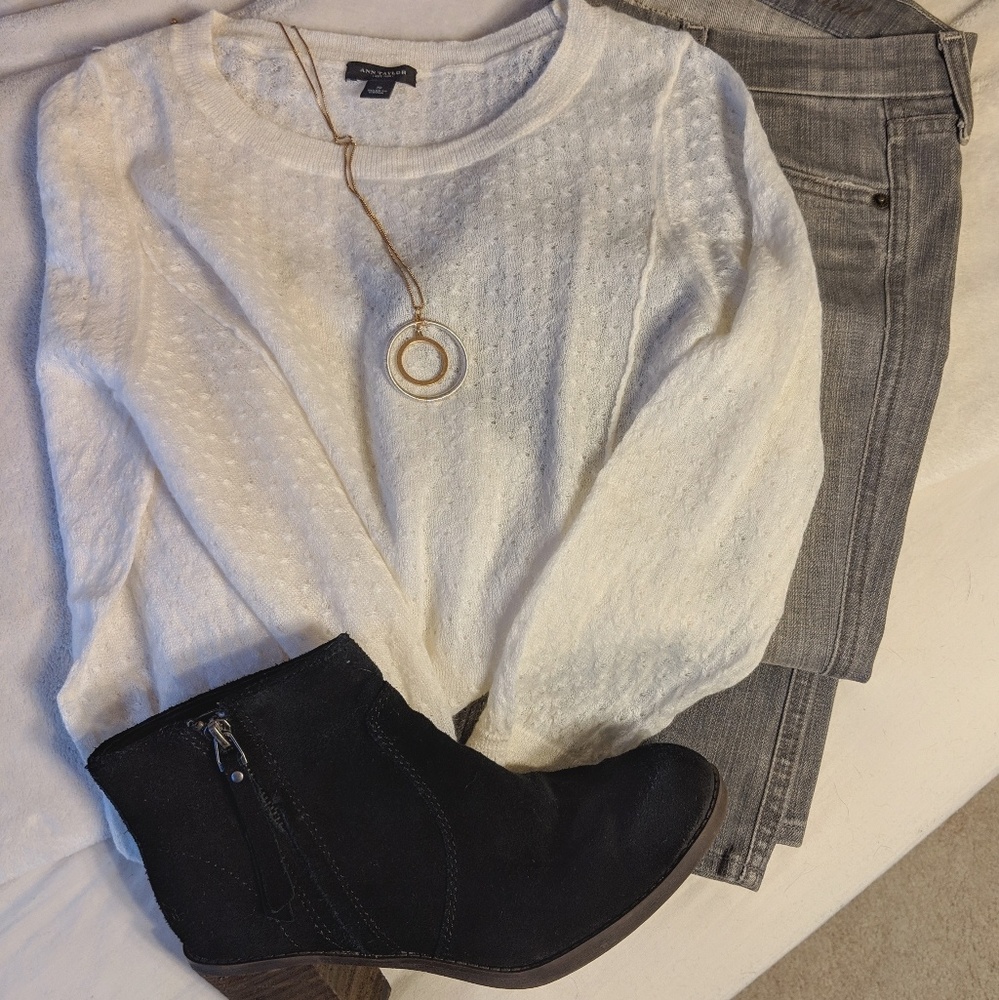 Ann Taylor Sheer Ivory Sweater - never worn! 🌿